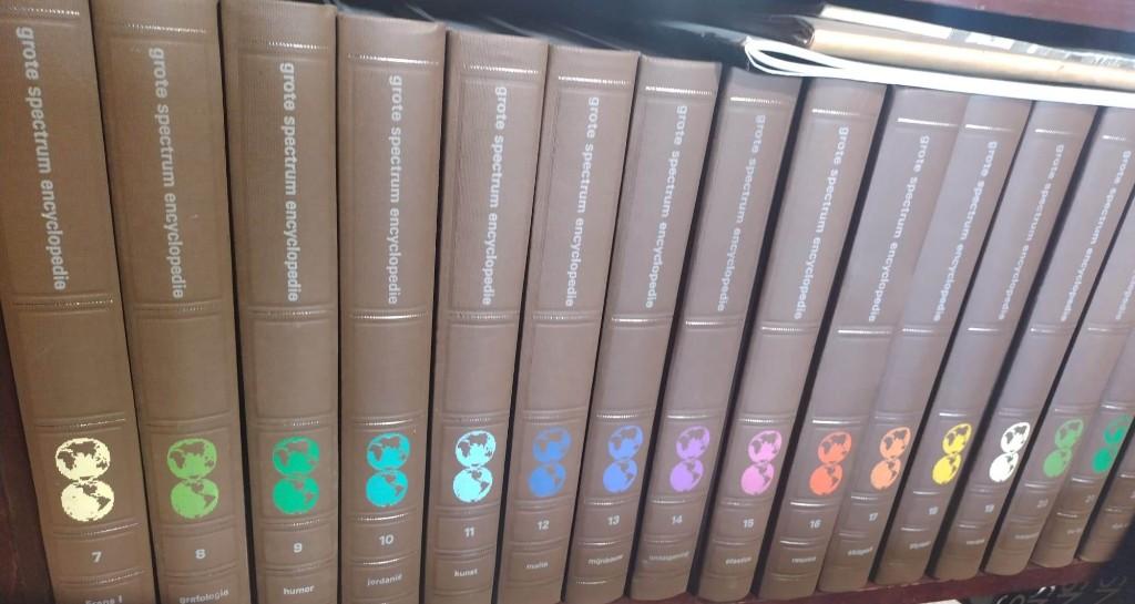 grote spectrum encyclopedie 24d 1980, prachtig geïllustreerd, Boeken, Complete serie, Ophalen of Verzenden, Zo goed als nieuw