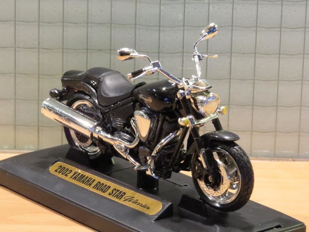 Yamaha Road Star warrior 1:18 motormax, MayCheong, Nieuw, Ophalen of Verzenden, Motor