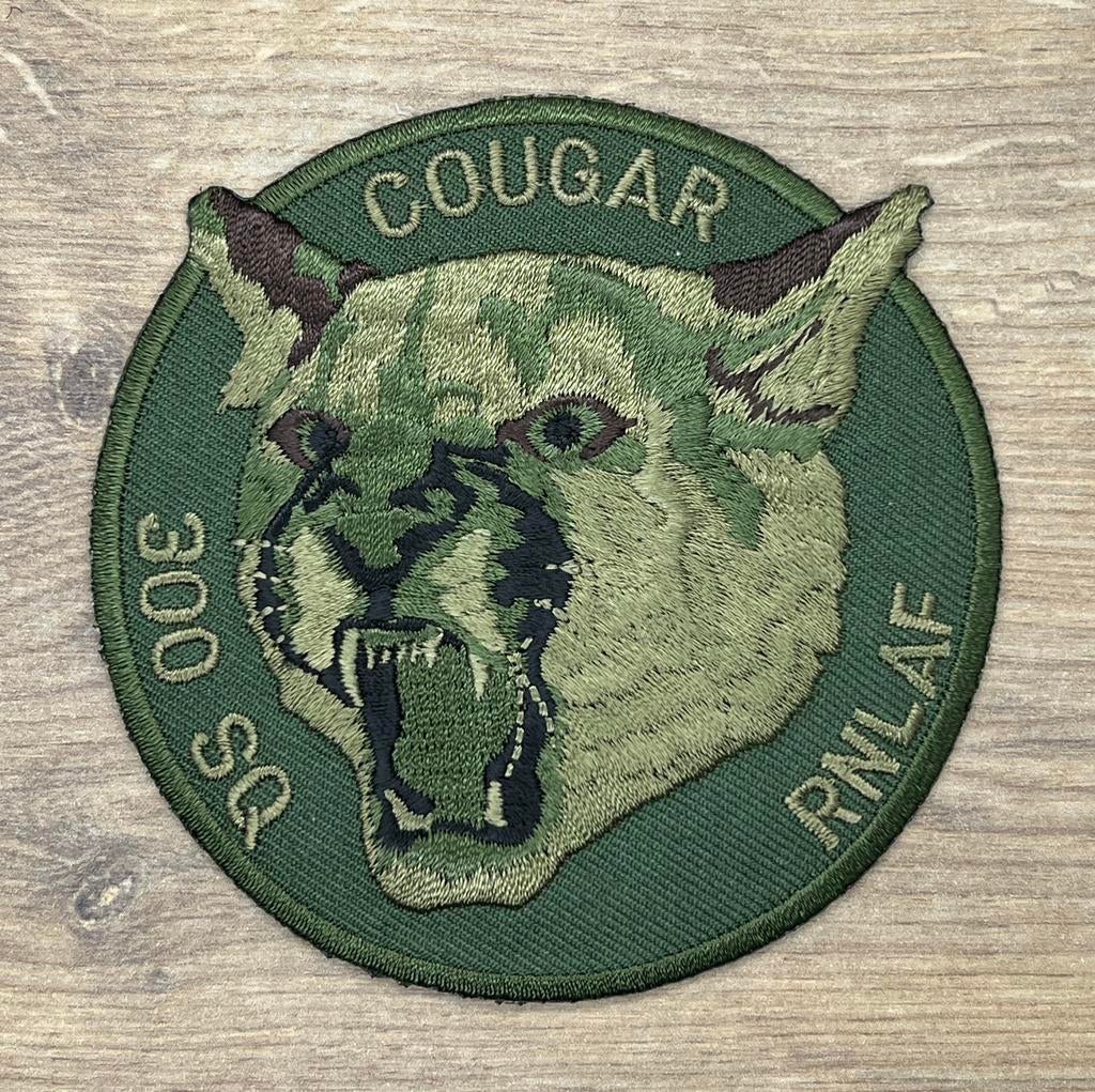 Te koop Patch Roaring Wildcats RNLAF 300 SQN Green, Verzenden, Zo goed als nieuw, Patch, Badge of Embleem