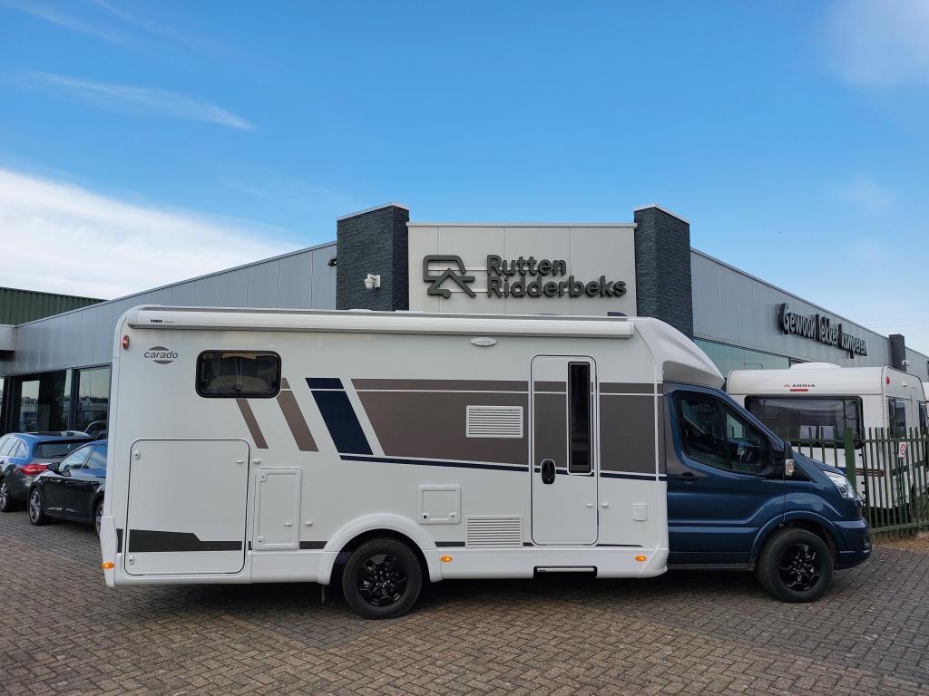 Carado T 447 ED25, Caravans en Kamperen, Campers, Automaat, Standaard zit, Ford, Tot en met 2