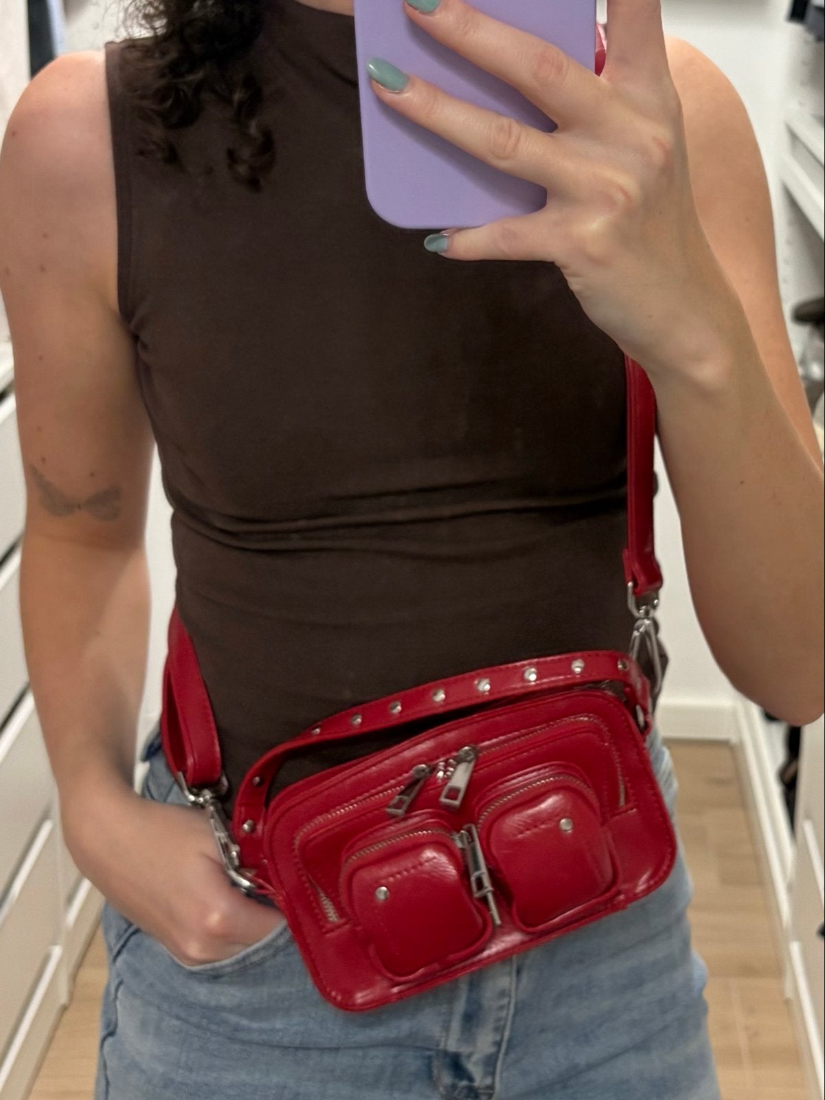 Nunoo tas rood, Sieraden, Tassen en Uiterlijk, Tassen | Damestassen, Ophalen of Verzenden, Zo goed als nieuw, Rood, Schoudertasje