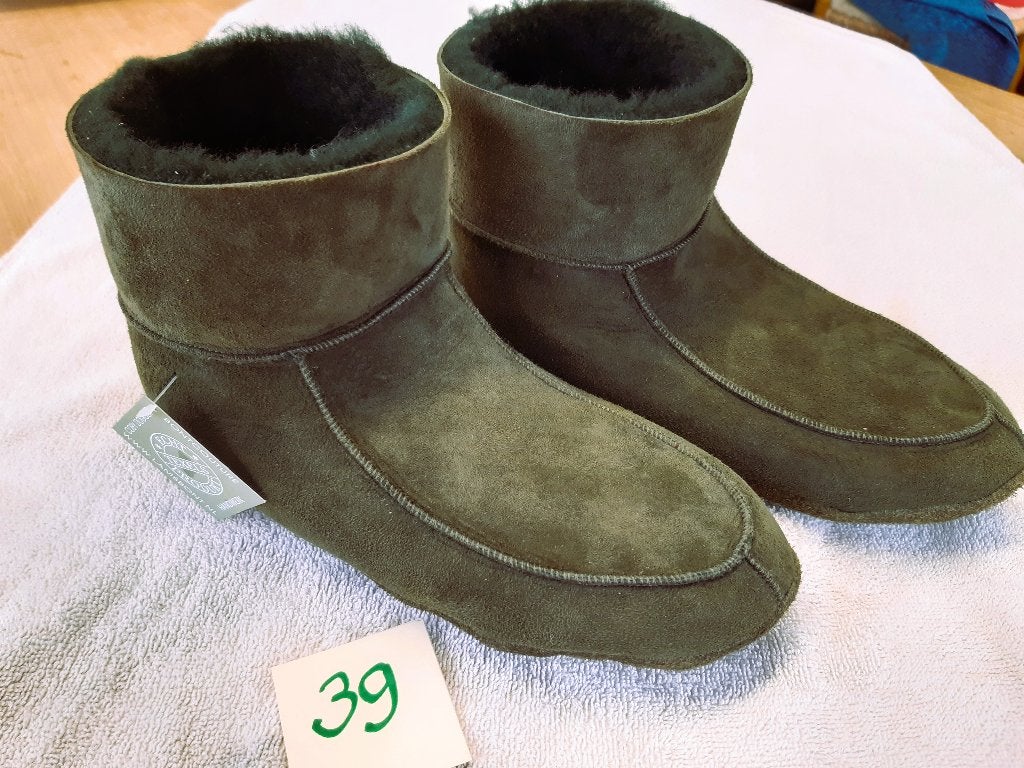 Pantoffels Maat 39 Texel Eigen Atelier Lamsbont Warme Voeten, Overige kleuren, Nieuw, Ophalen of Verzenden, Jmdogger@outlook.com