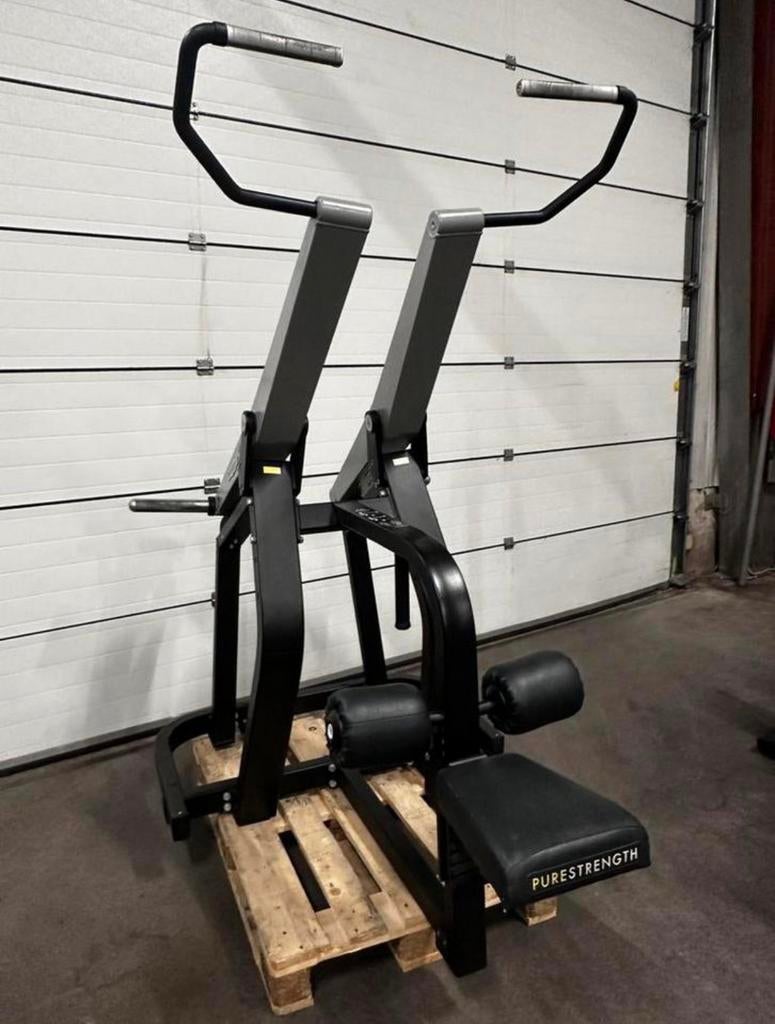 Technogym Plate Loaded Pull Down, Sport en Fitness, Fitnessmaterialen, Gebruikt, Overige typen, Ophalen