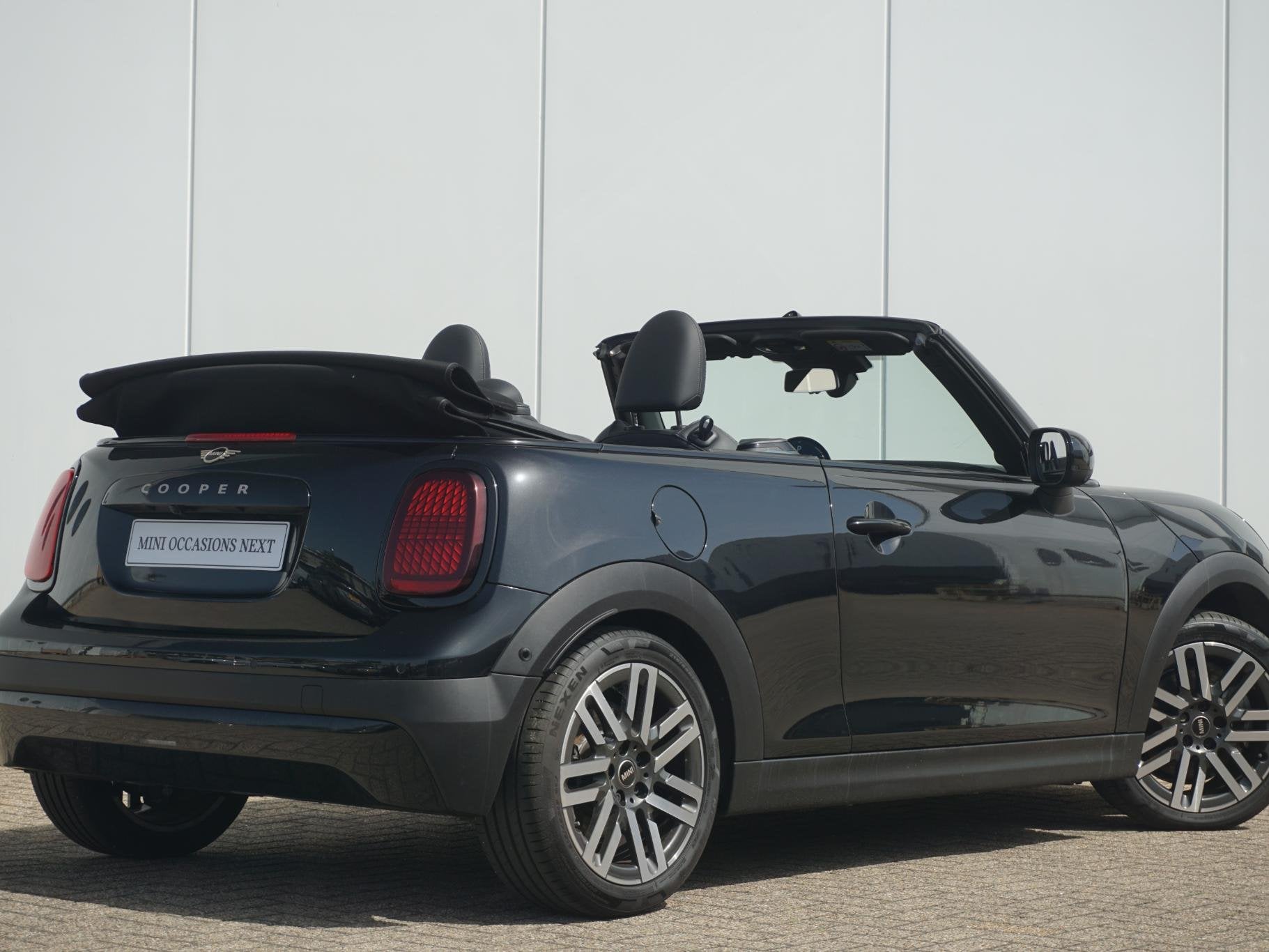 MINI Cabrio Cooper C | Classic Uitvoering | Pakket L | Harma, 1998 cc, 15 km/l, Gebruikt, 4 stoelen