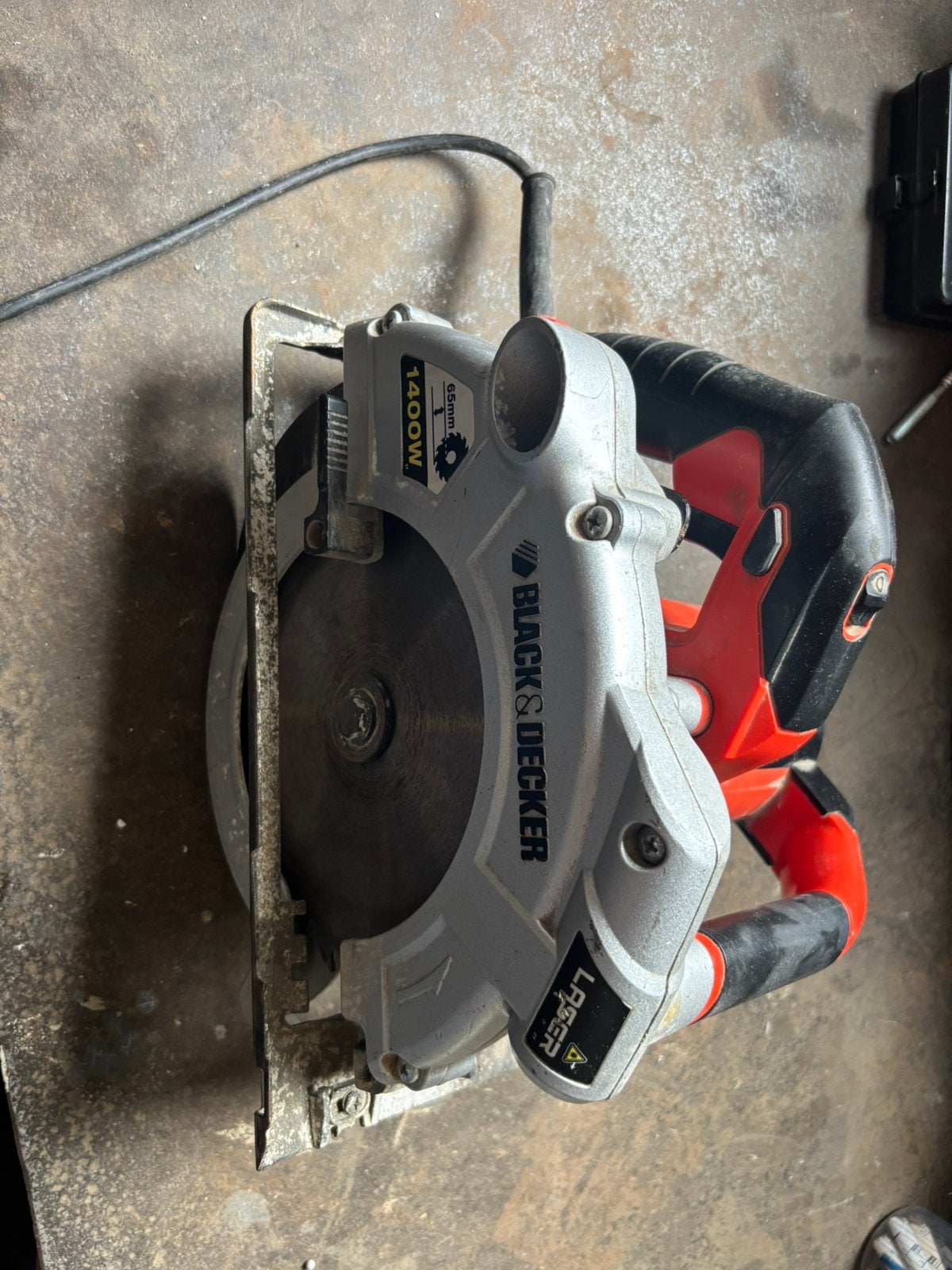 Invalzaag black en decker, Doe-het-zelf en Verbouw, Gereedschap | Zaagmachines, Gebruikt, Invalzaag, Ophalen of Verzenden, 30 tot 70 mm