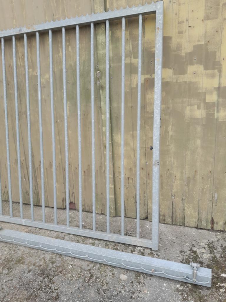Verzinkte poort heras nette staat!! 2m breed, Tuin en Terras, Tuinpoorten, Ophalen of Verzenden