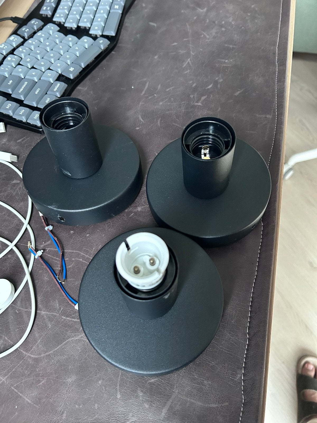 IKEA plafondlamp houders - Zo goed als nieuw, Zwart, Ophalen of Verzenden, Zo goed als nieuw, Plafondlamp