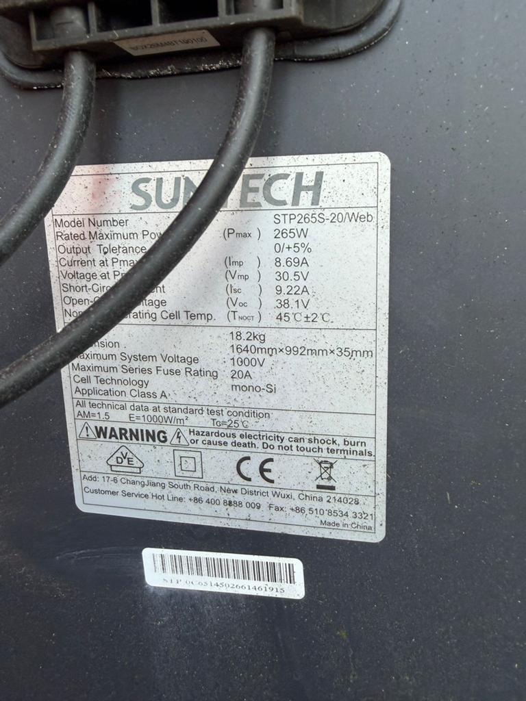 12 suntech zonnepanelen + omvormer Solar Edge., Ophalen, Zo goed als nieuw, Compleet systeem