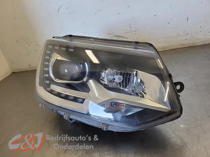 Koplamp rechts van een Volkswagen Transporter, Gebruikt, -, Volkswagen, -