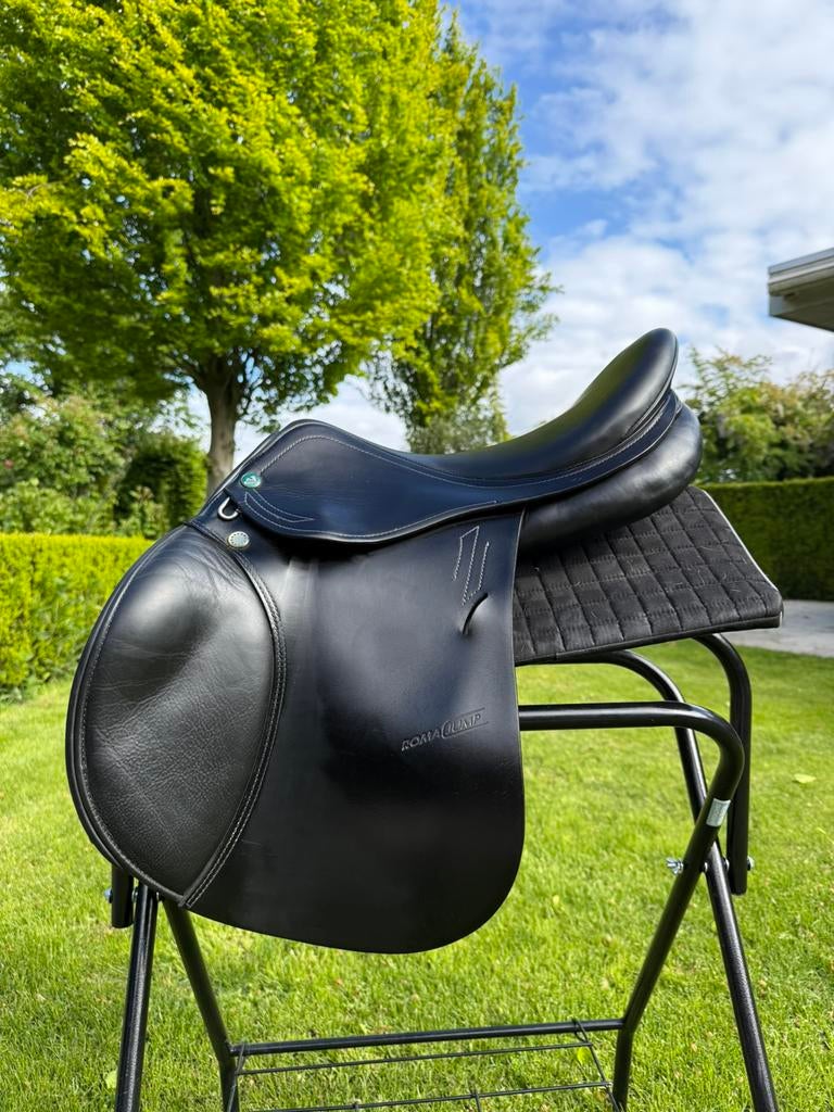 Prestige Roma Jump springzadel 17 inch boom 33, Dieren en Toebehoren, Ophalen, Zo goed als nieuw, Springen