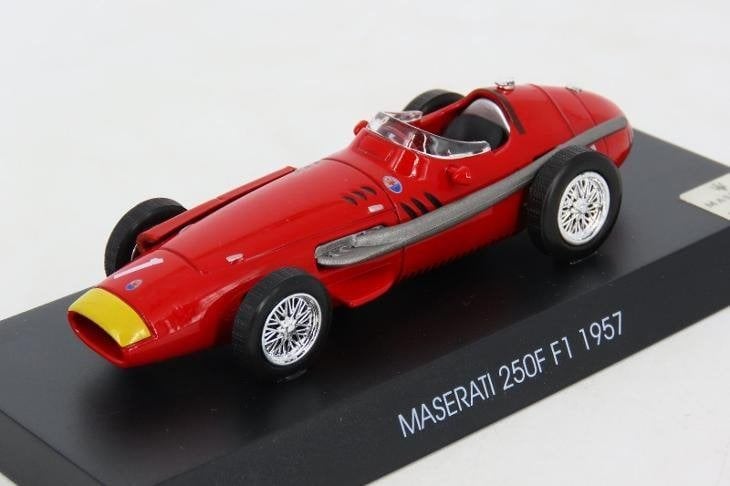 39788: Maserati 250F F1 - Juan Manuel Fangio - 1957 - 1:43, Auto, Nieuw, Ophalen of Verzenden, Bachsatztstr. 54 D 72131 Ofterdingen, Germany
