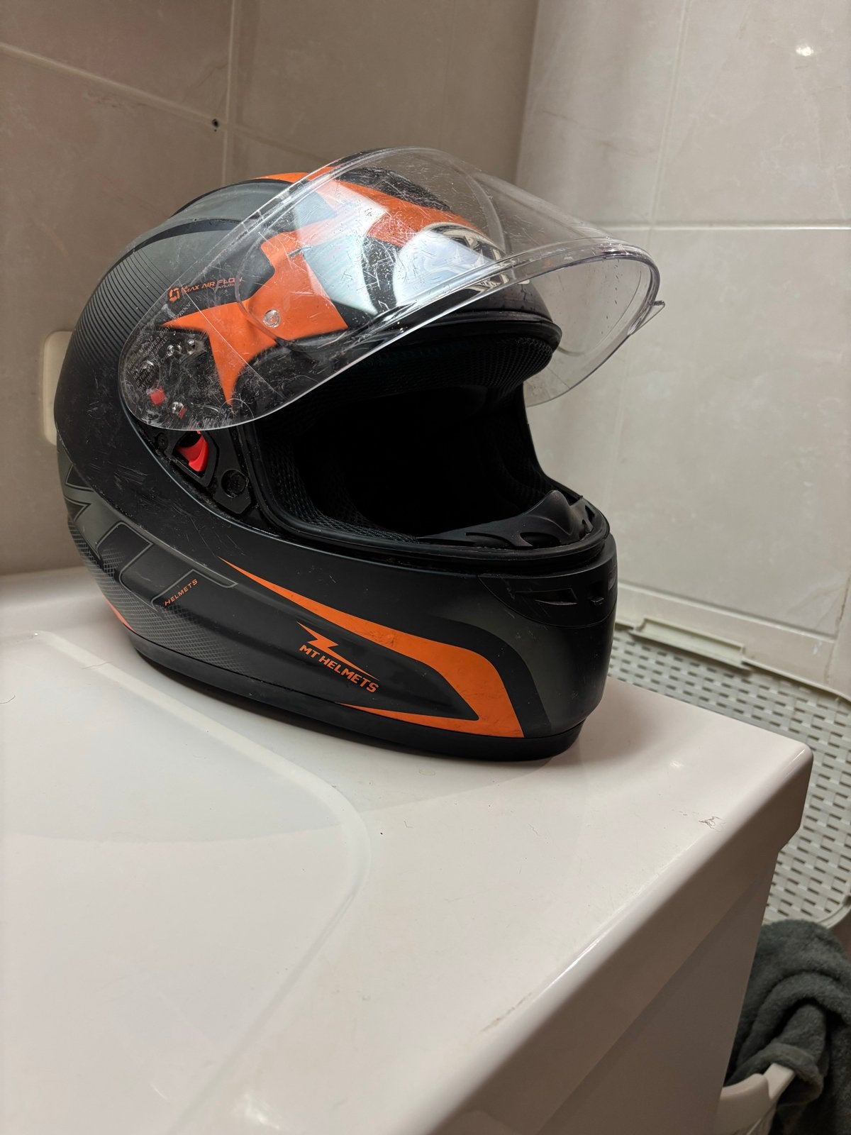 MT Helmets Thunder Squad Integraalhelm - Maat L, Motoren, Heren, Integraalhelm, L, Tweedehands