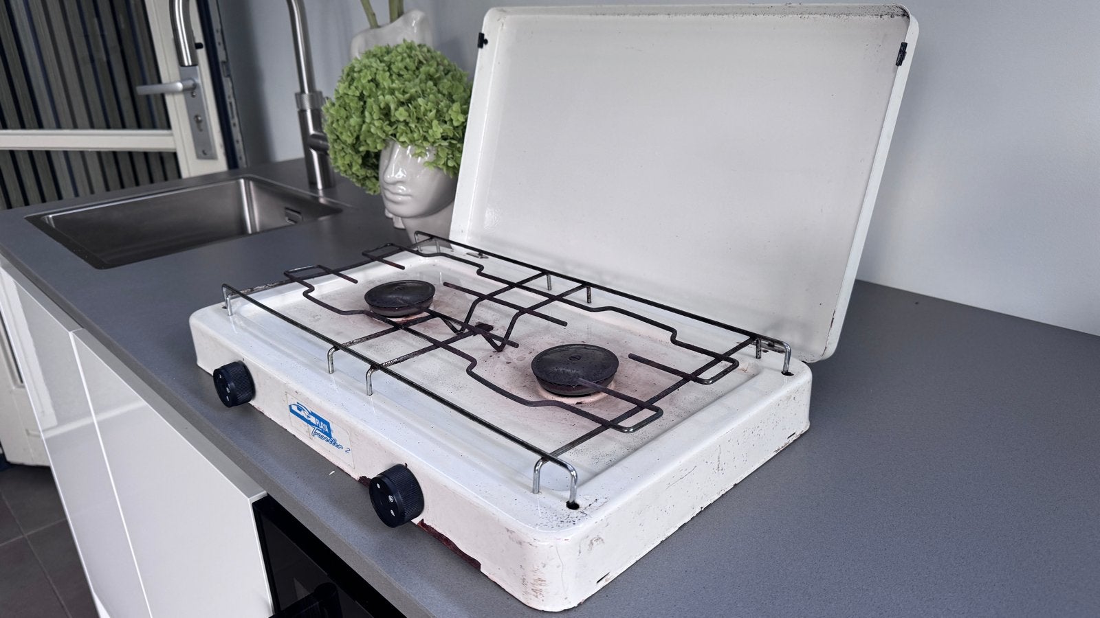 Draagbaar 2-pits gasfornuis - Ideaal voor camping/camper, Ophalen of Verzenden, Gebruikt