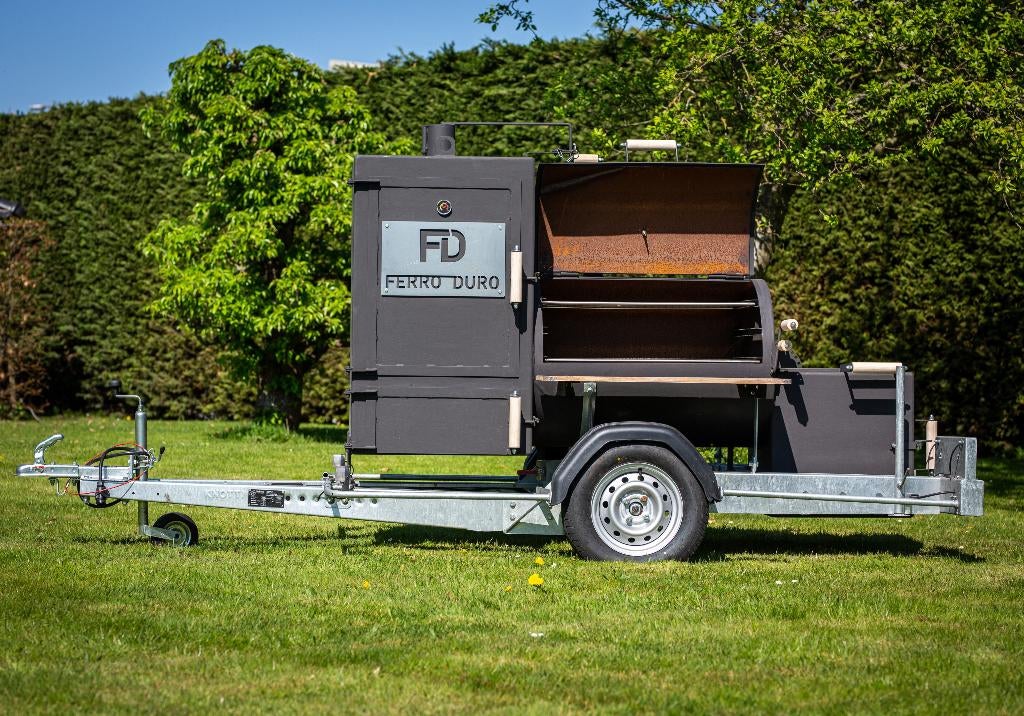 AMERIKAANSE BBQ SMOKER - OP AANHANGWAGEN MET KENTEKEN, Ophalen, Nieuw, Ferro Duro