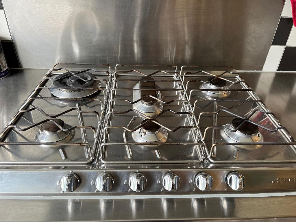 6 pits inbouw gaskookplaat Smeg, Ophalen, Gebruikt, Overige kleuren, 50 tot 100 cm