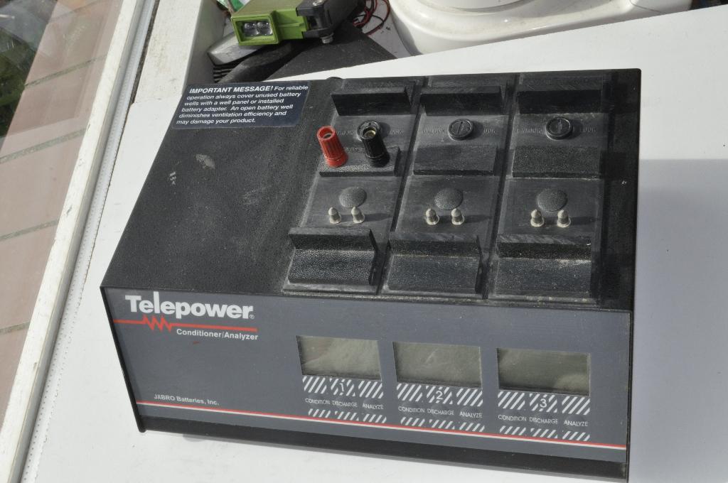 Telepower Conditioner/Analyzer TP3503QW portofoonlader ?, Ophalen of Verzenden, Gebruikt, Toebehoren