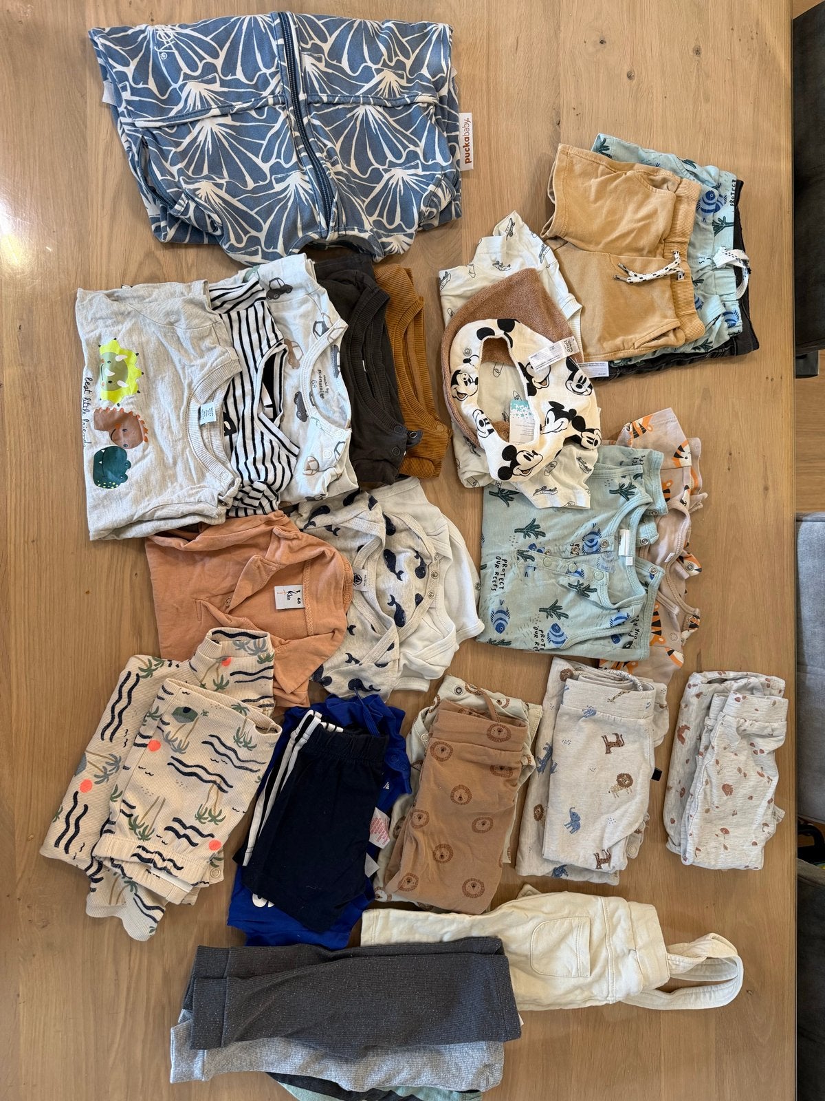 Grote kledingbundel babykleding jongens maat 68, Ophalen of Verzenden, Gebruikt, Overige maten