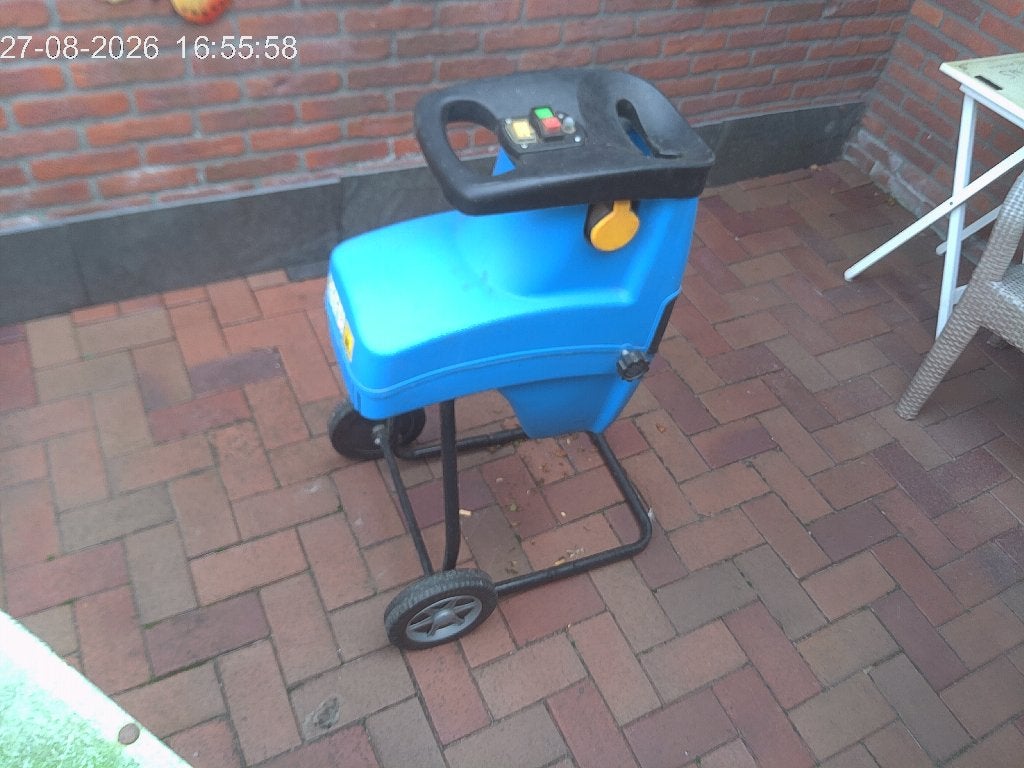 Hout versnipperaar, Ophalen