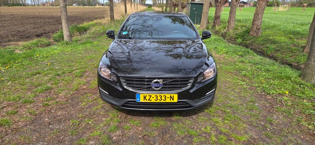 Volvo V60 D5 Twin Engine, Auto's, Volvo, Automaat, 1800 kg, 4 cilinders, Zwart