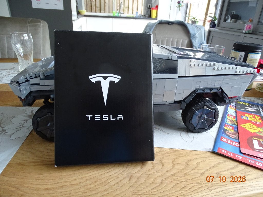 TE KOOP TESLA CYBERTRUCK VAN MEGABLOKS, Ophalen of Verzenden, Gebruikt, Megabloks
