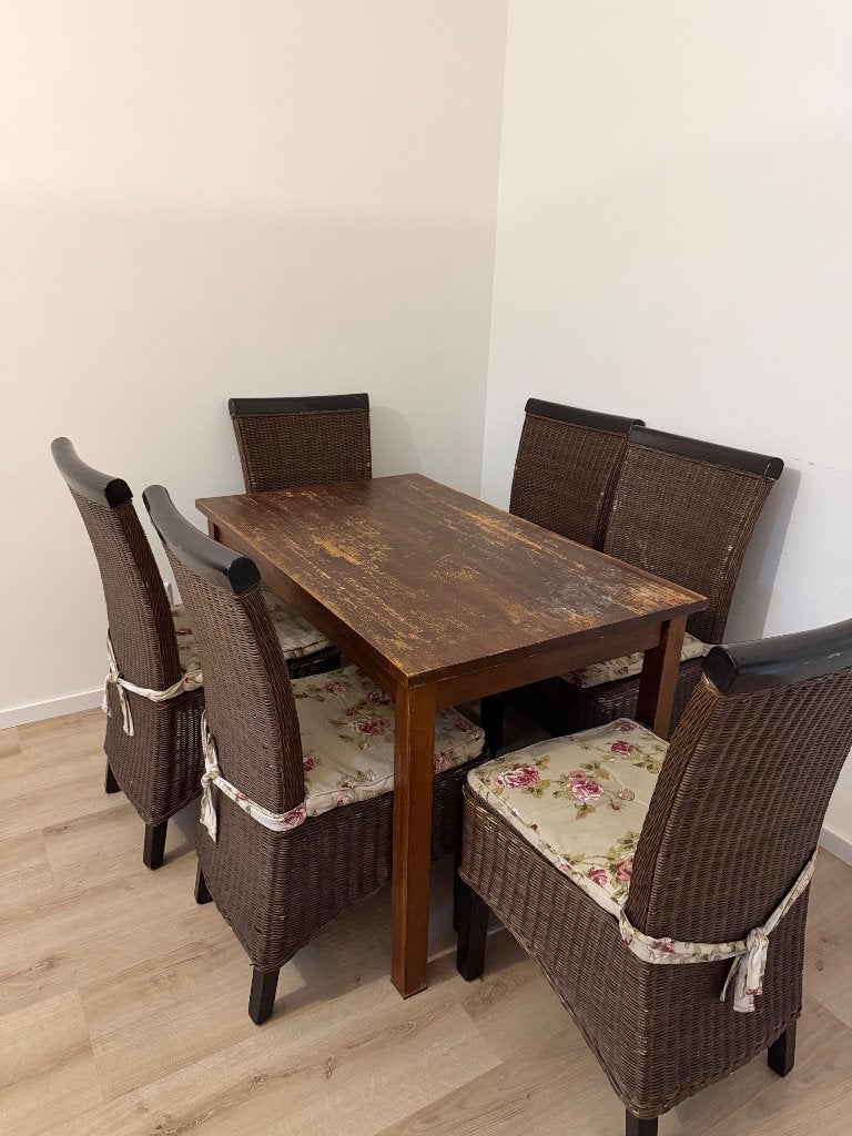 Bruine eettafel met 6 bruine stoelen, Ophalen, Gebruikt, 100 tot 150 cm, Eikenhout
