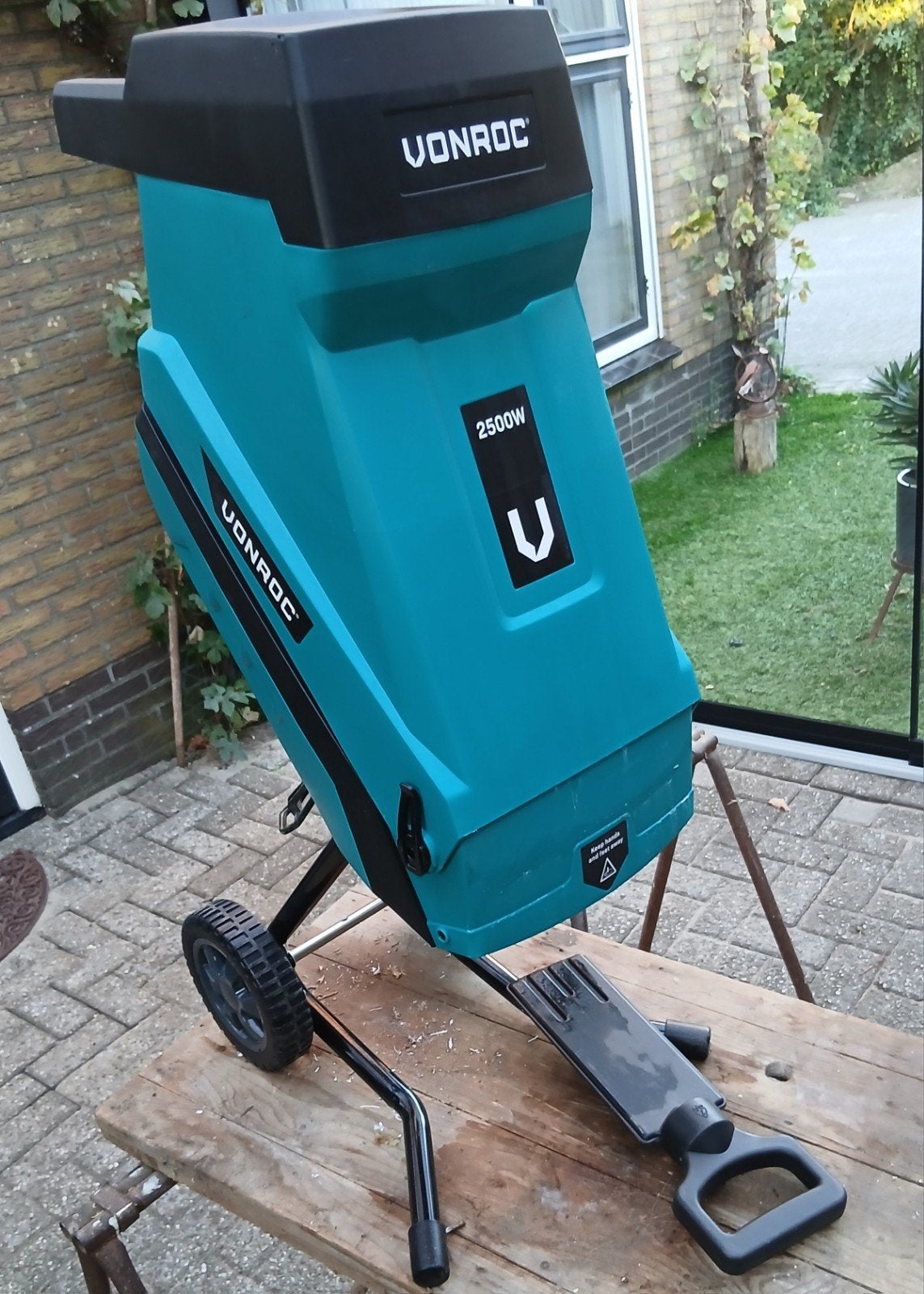 VONROC Hakselaar 2500W - Krachtige Tuinhakselaar, Zo goed als nieuw, Met opvangzak, Elektrisch, Ophalen