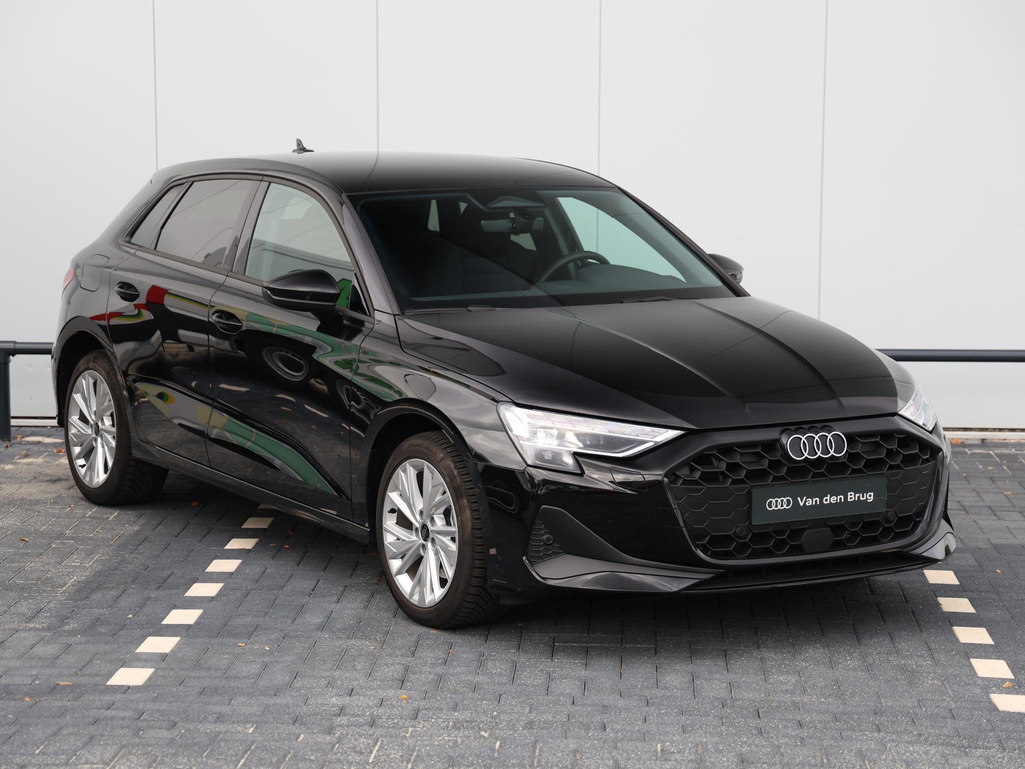 Audi A3 Sportback 40 TFSI e S edition | Achteruitrijcamera |, Auto's, 150 min, Leder en Stof, Bedrijf, 91 km/l