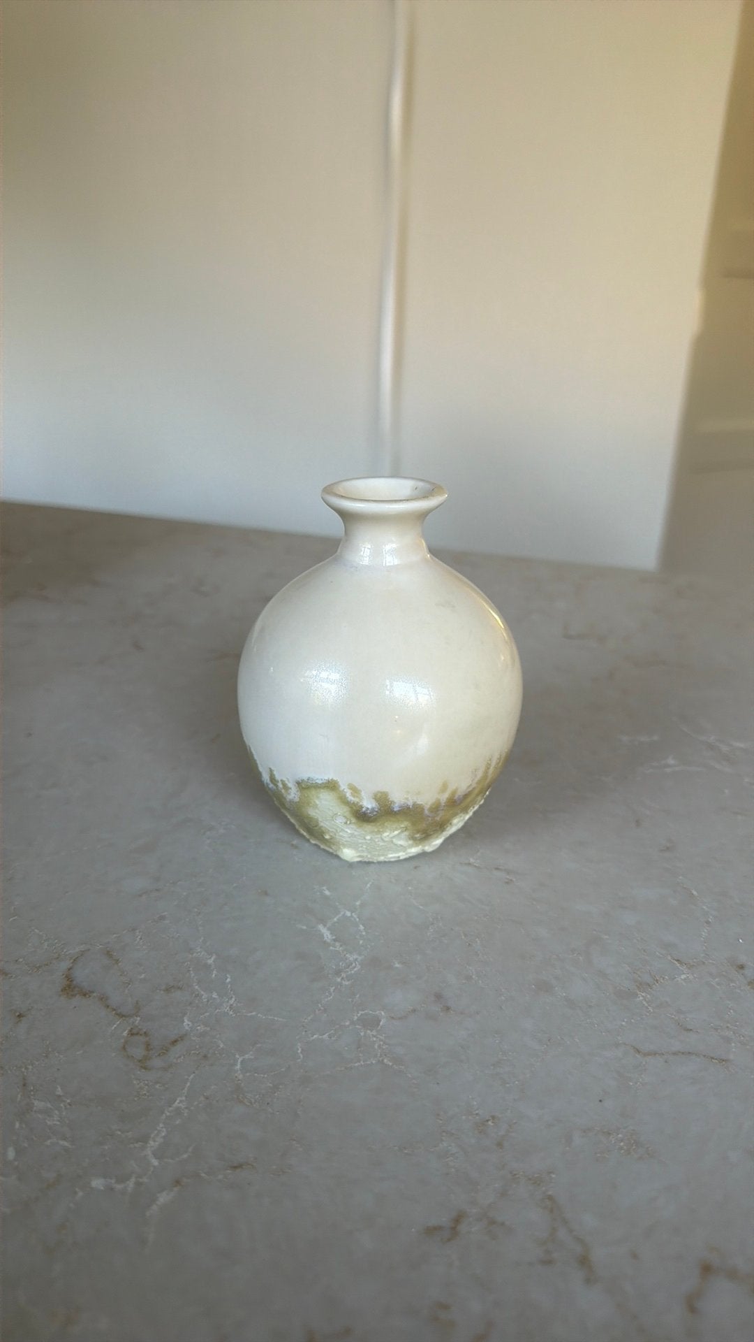Des pots bolvaasje zgan creme, Huis en Inrichting, Overige kleuren, Ophalen of Verzenden, Steen/keramiek, 11 cm
