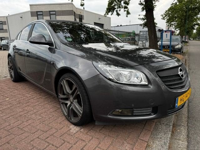 Opel Insignia 2.8 V6 Turbo 260pk Sport 4x4 Automaat Airco/EC, Auto's, Automaat, Euro 5, Beige, Leder