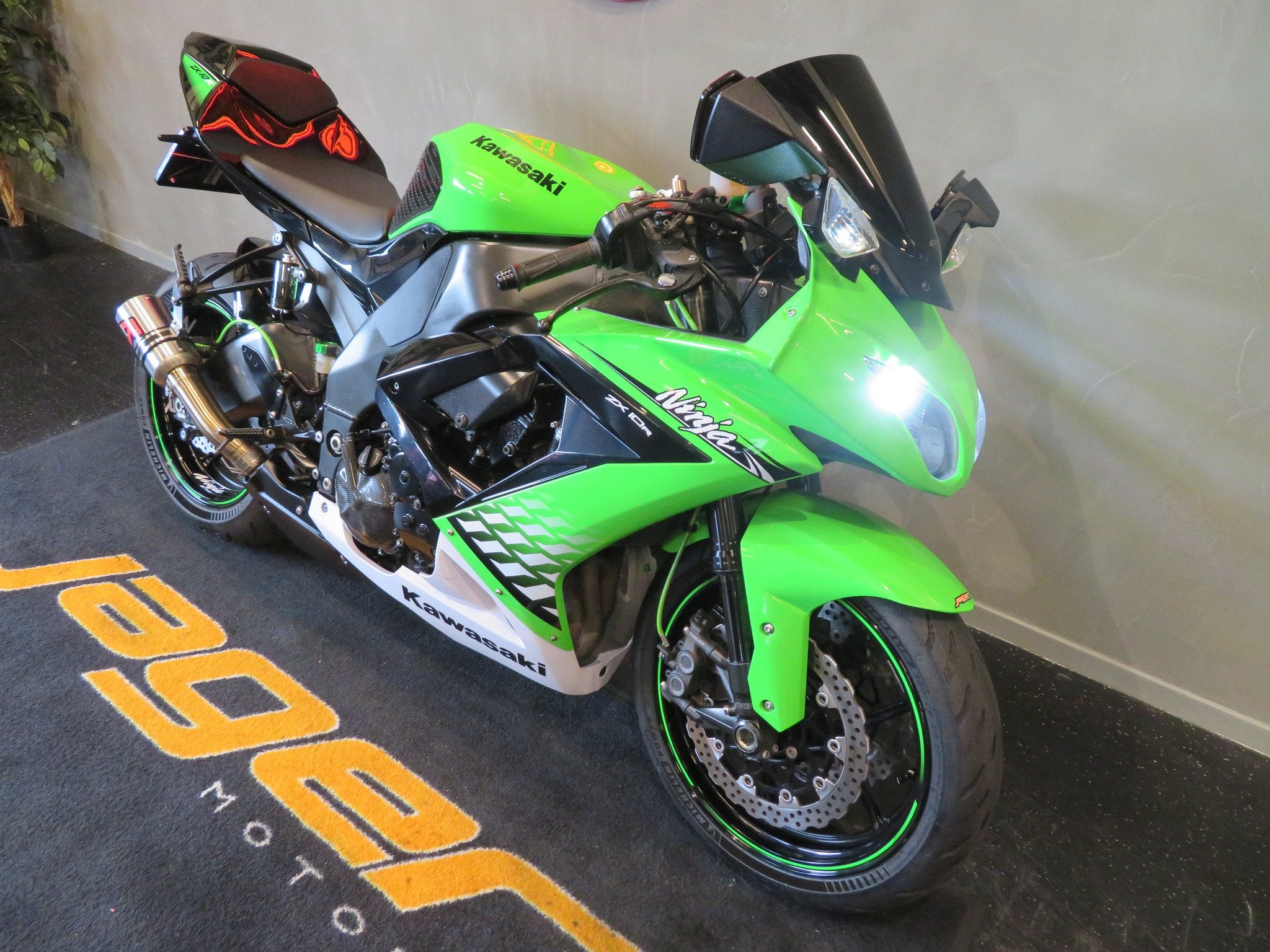 Kawasaki ZX 10R ZX10 ZX-10 NINJA DOMINATOR (bj 2010), Motoren, Motoren | Kawasaki, Bedrijf, Super Sport