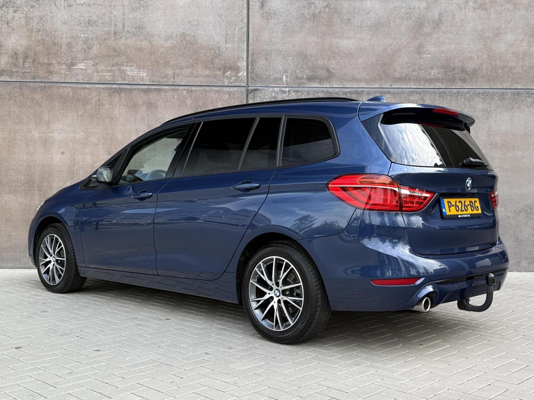 BMW 2-serie Gran Tourer 216i 7persoons Business Edition | Tr, Auto's, Voorwielaandrijving, Dealer onderhouden, Gebruikt, Automatische klimaatregeling