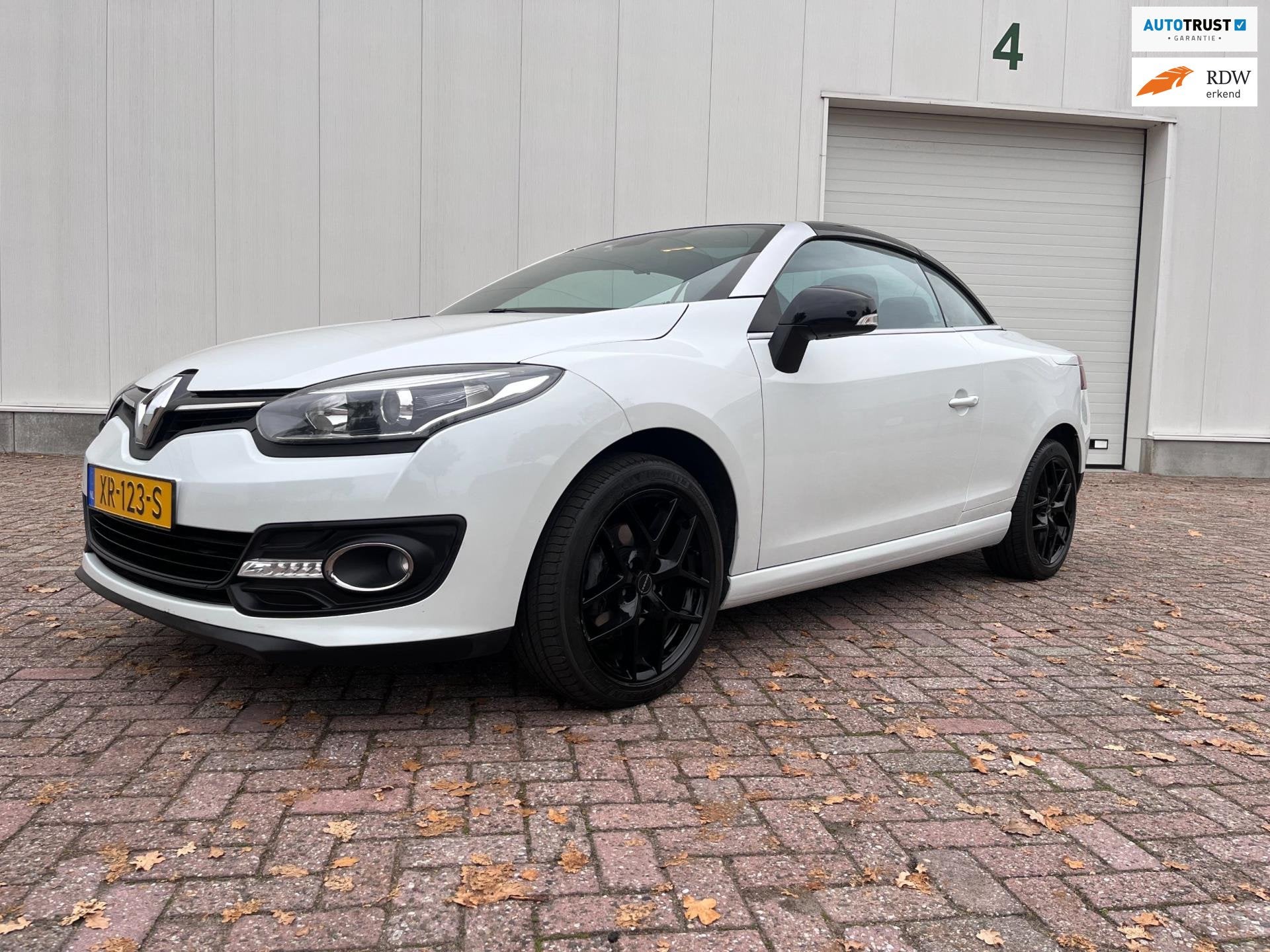 Renault Mégane Coupé-Cabriolet 1.2 TCe Privilège 2014 pan, Auto's, Voorwielaandrijving, 1490 kg, Gebruikt, 750 kg