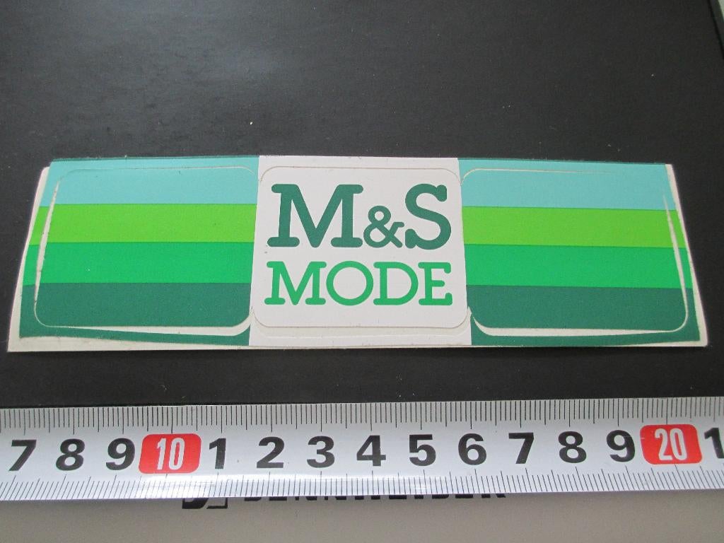 sticker M&S mode logo langwerpig, Ophalen, Zo goed als nieuw
