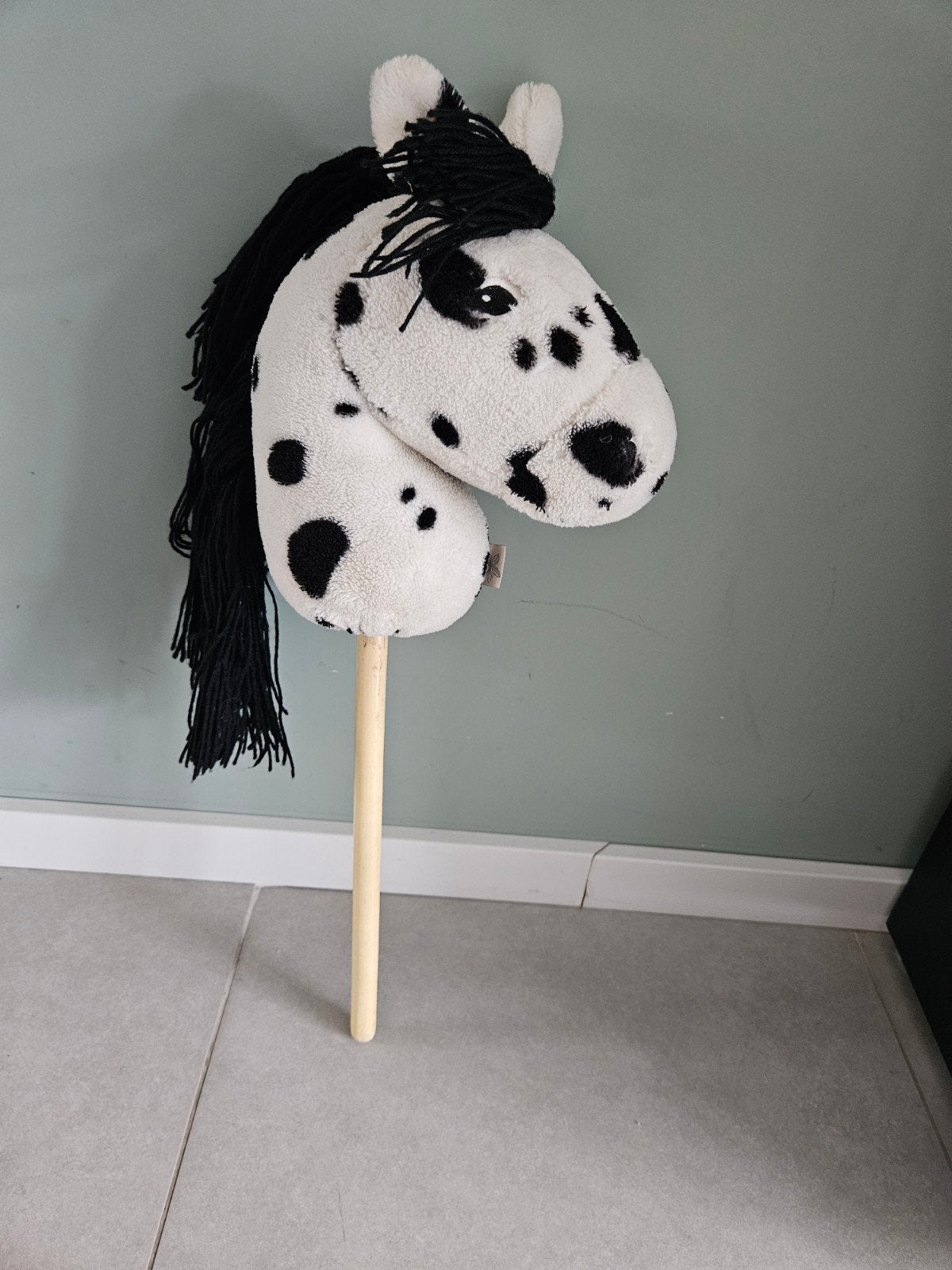 Hobby Horse wit met zwarte stippen, Ophalen, Gebruikt, Meisje