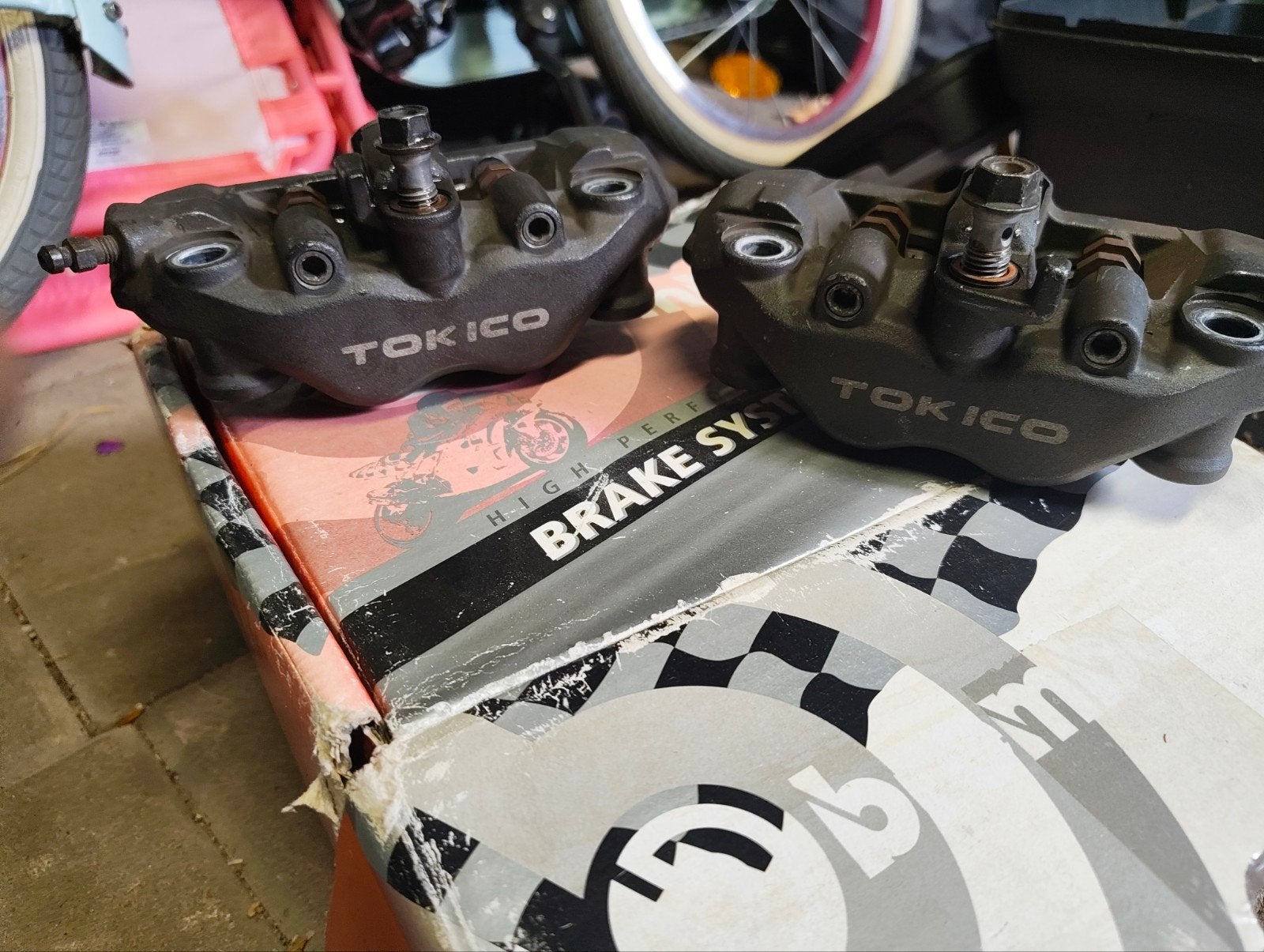 suzuki gsxr 1000 remklauwen met Zgan Brembo Z04 blokken, Motoren, Ophalen of Verzenden