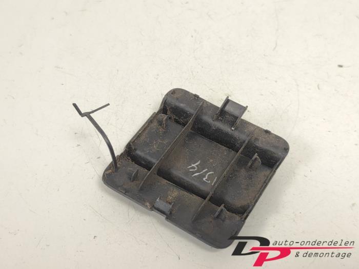 Afdekkap Sleepoog voor van een Nissan Micra (FAA), Gebruikt, -, -, Ophalen of Verzenden