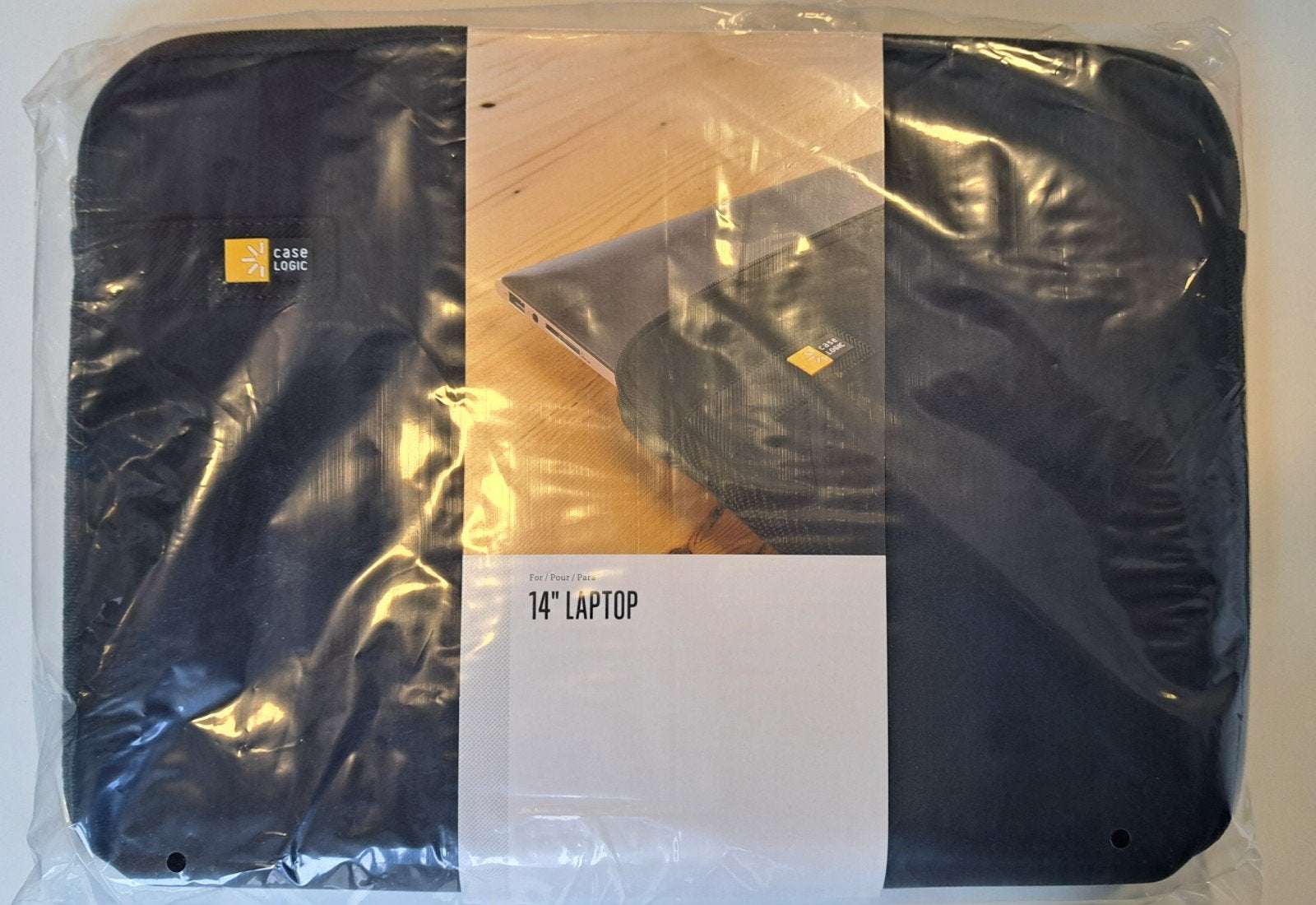 NIEUW: 24 Case Logic Laps Laptop Sleeve/Hoezen 14 inch zwart, Computers en Software, Ophalen of Verzenden, 14 inch, Nieuw, Aktetas