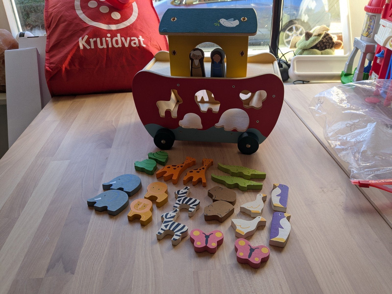 Houten Vormenstoof Ark van Noach met Dieren, Ophalen of Verzenden, Zo goed als nieuw, Overige typen