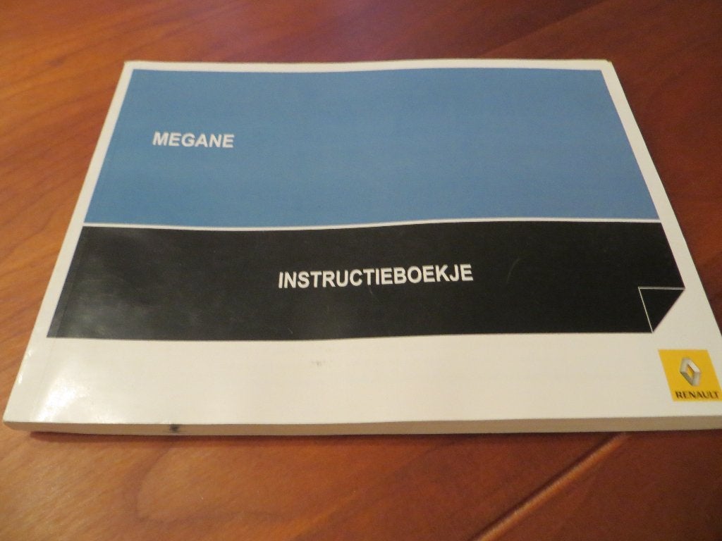 Instructieboek Renault Megane 2009 +blanco onderhoudsboekje, Auto diversen, Ophalen of Verzenden
