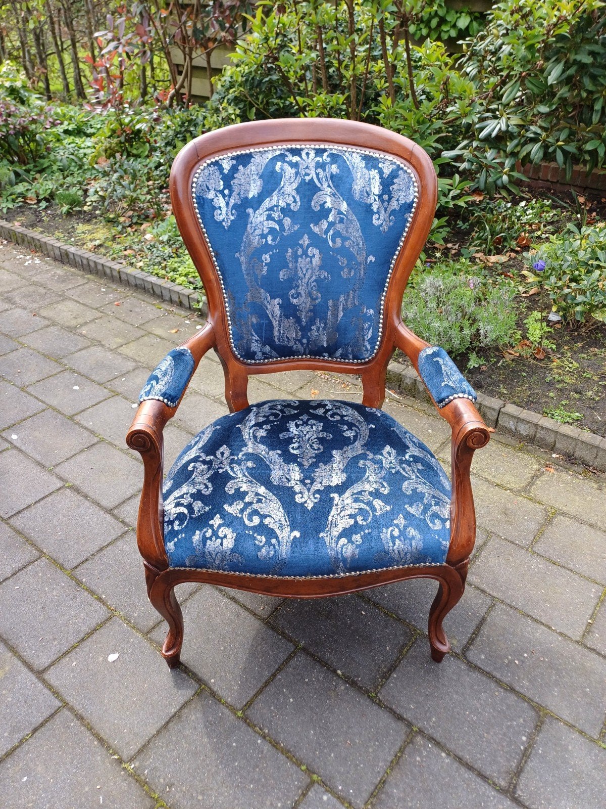 Antieke Biedermeier stoel, Ophalen
