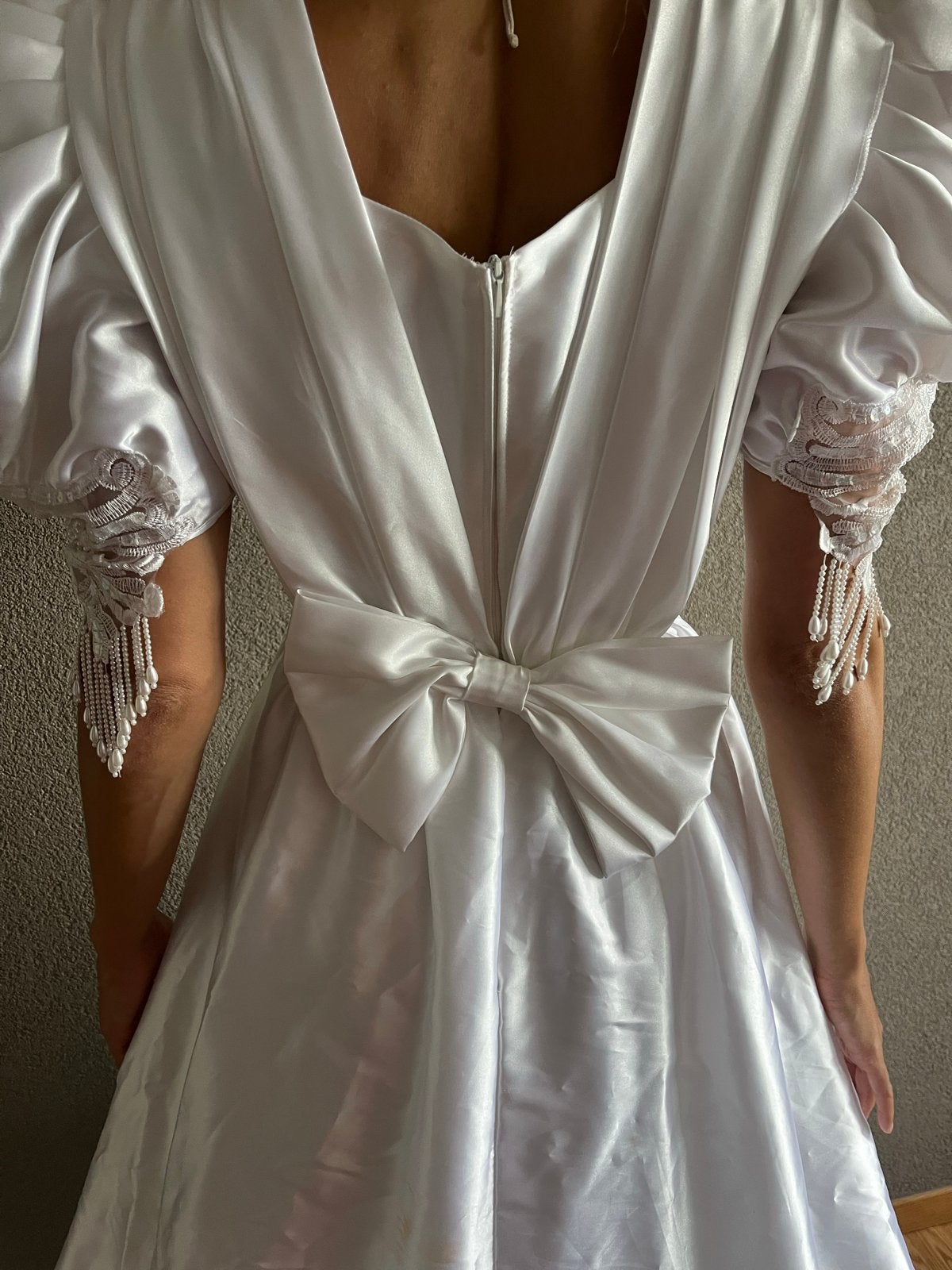 Vintage Trouwjurk Maat 36 - Wit met Pofmouwen en Strik, Kleding | Dames, Trouwkleding en Trouwaccessoires, Ophalen of Verzenden