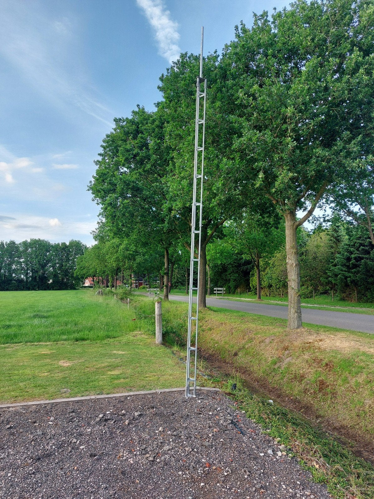 Mast 2x3m met topbuisje en grondpen, Gebruikt, Onbekend@voorbeeld.com, Onbekend, Mast