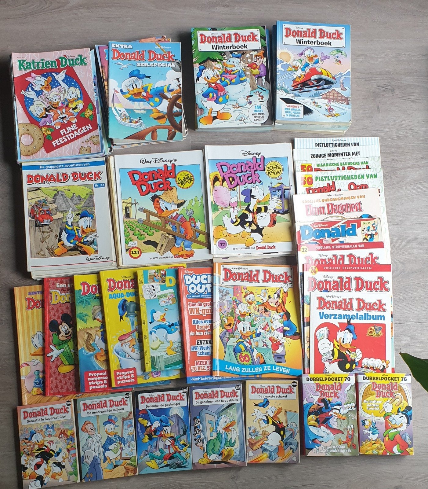 Donald duck boeken pockets dubbelpockets, Meerdere stripboeken, Ophalen, Zo goed als nieuw