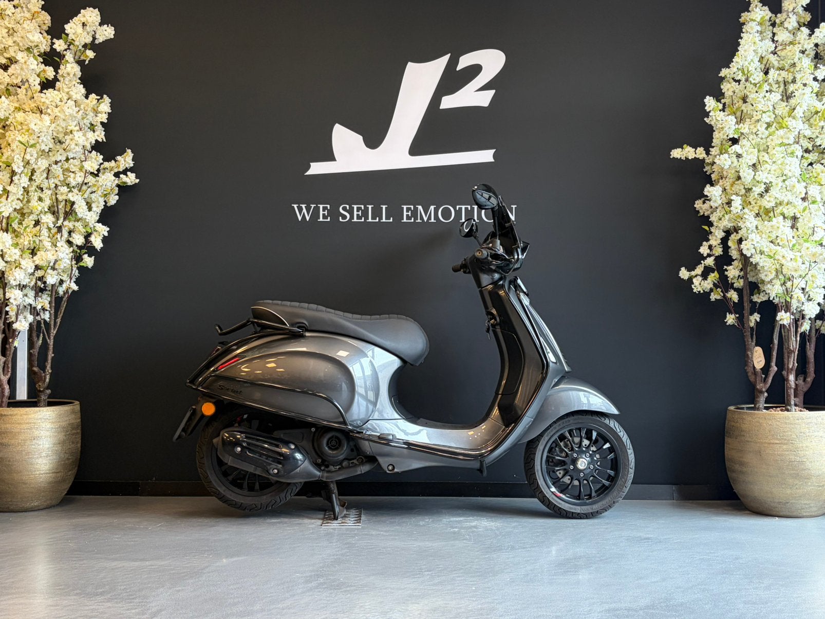 Vespa Sprint | Porsche Agaat Grijs | Brom | 2021 | 9870 km, Gebruikt, Overige modellen, ., Maximaal 45 km/u