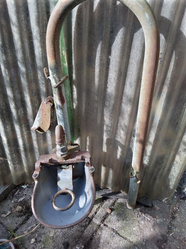 sier drinkbak voor in de tuin, Ophalen, Gebruikt, Metaal, Overige typen