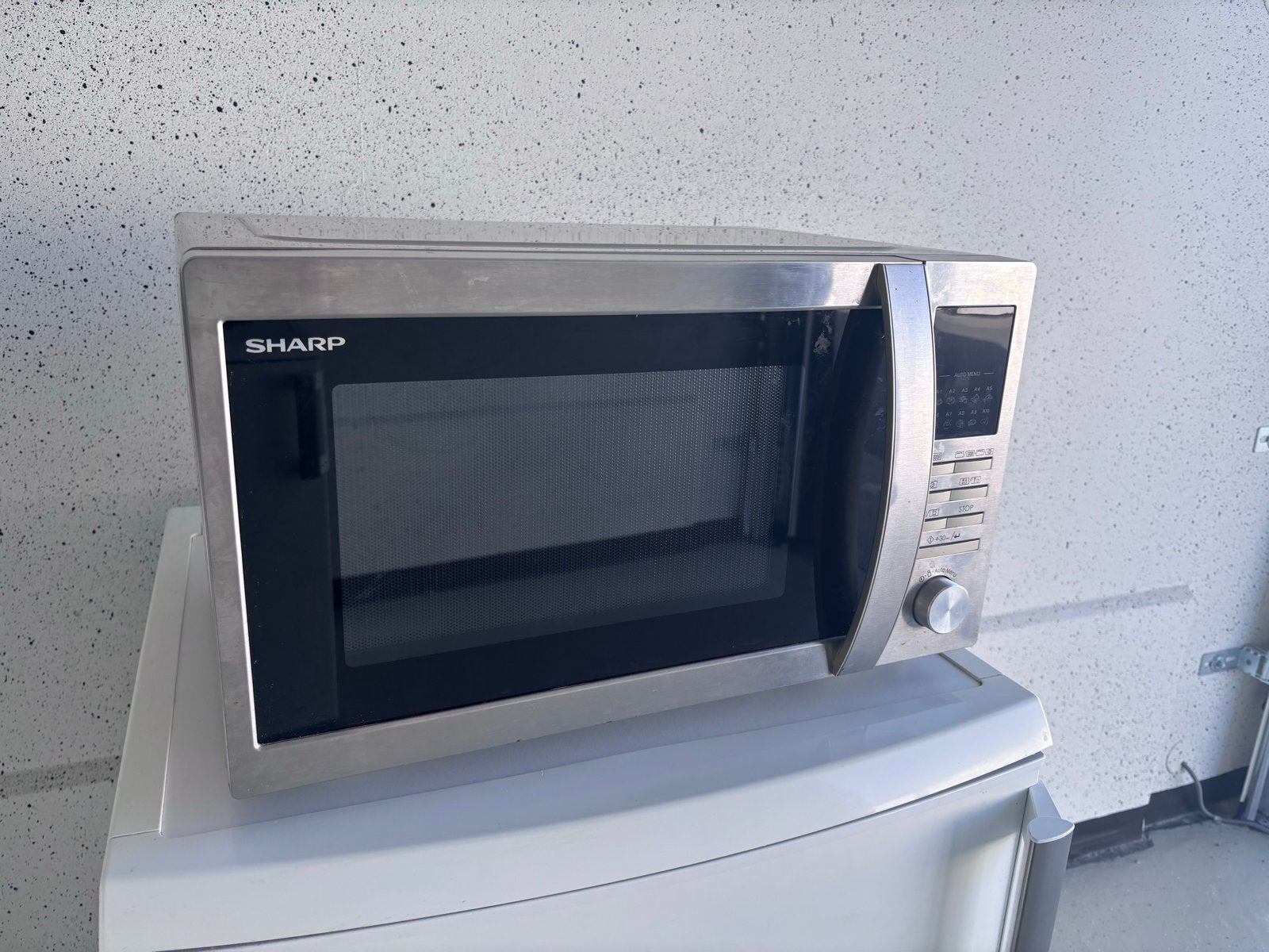 SHARP combi oven magnetron - Nette en goedwerkende staat, Ophalen, Combimagnetron, Gebruikt, Grill