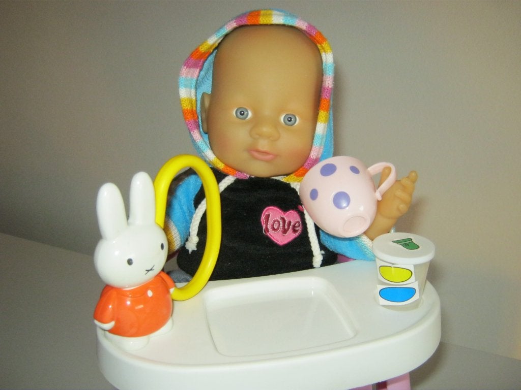 baby pop met poppenstoeltje, Ophalen, Zo goed als nieuw, Babypop