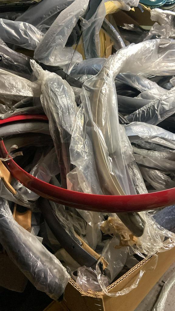 Partij kinderfiets spatborden, Ophalen, Zo goed als nieuw