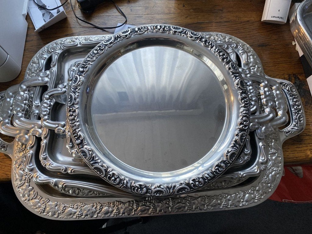 Vintage serveerschalen uit de jaren 1960, Huis en Inrichting, Vintage, Ophalen of Verzenden, Metaal, Schaal of Schalen
