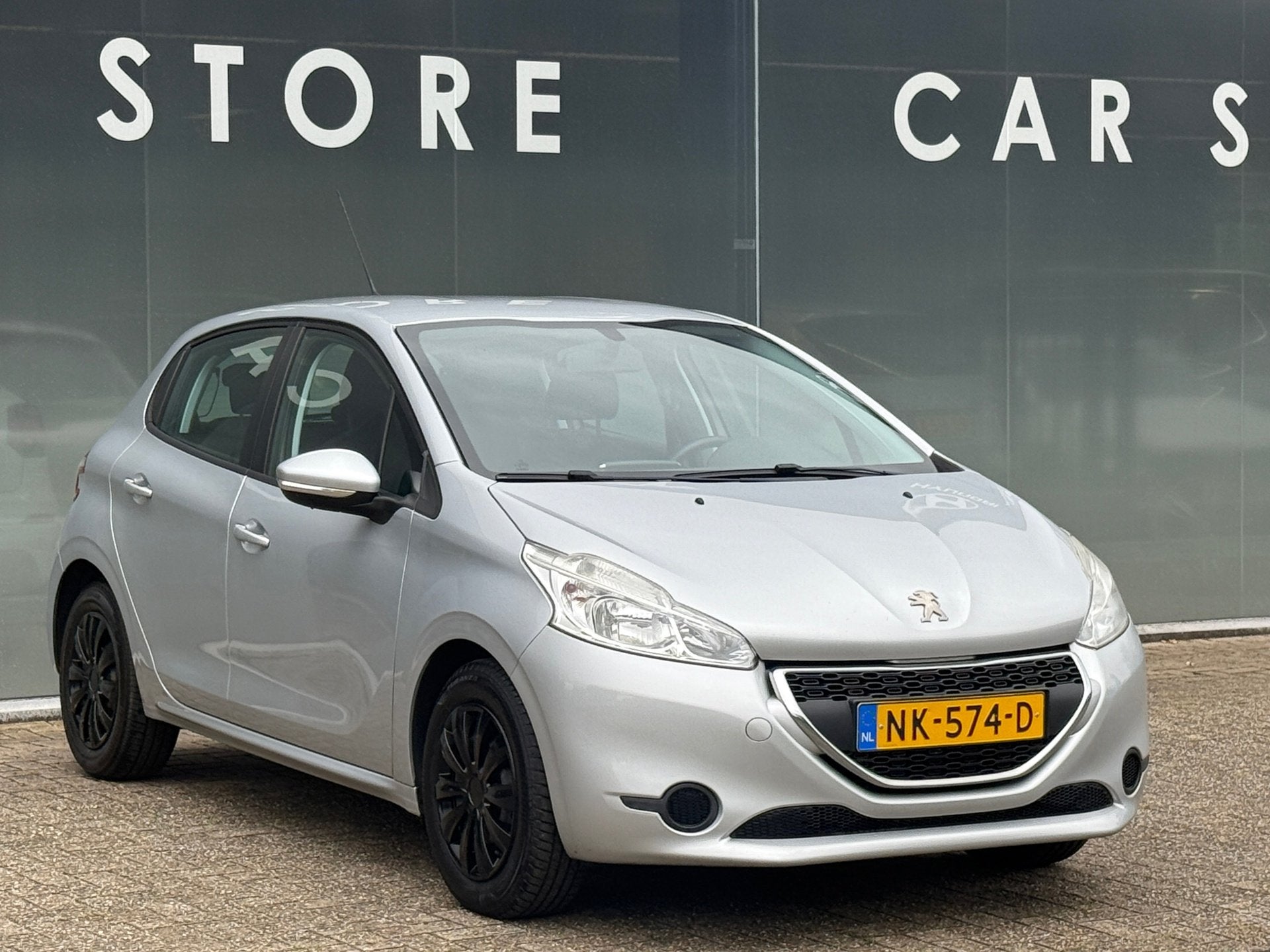 Peugeot 208 1.2 VTi Allure Navi Stoelverwarming Airco, Voorwielaandrijving, Euro 5, Stof, Gebruikt